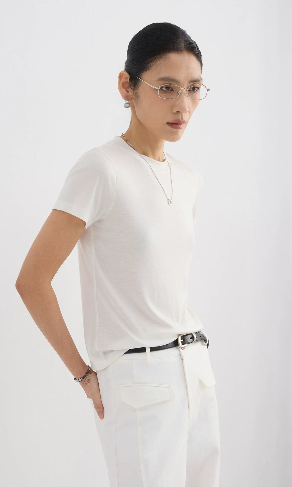 Sameuoo Versatile Straight-shoulder Casual Tee