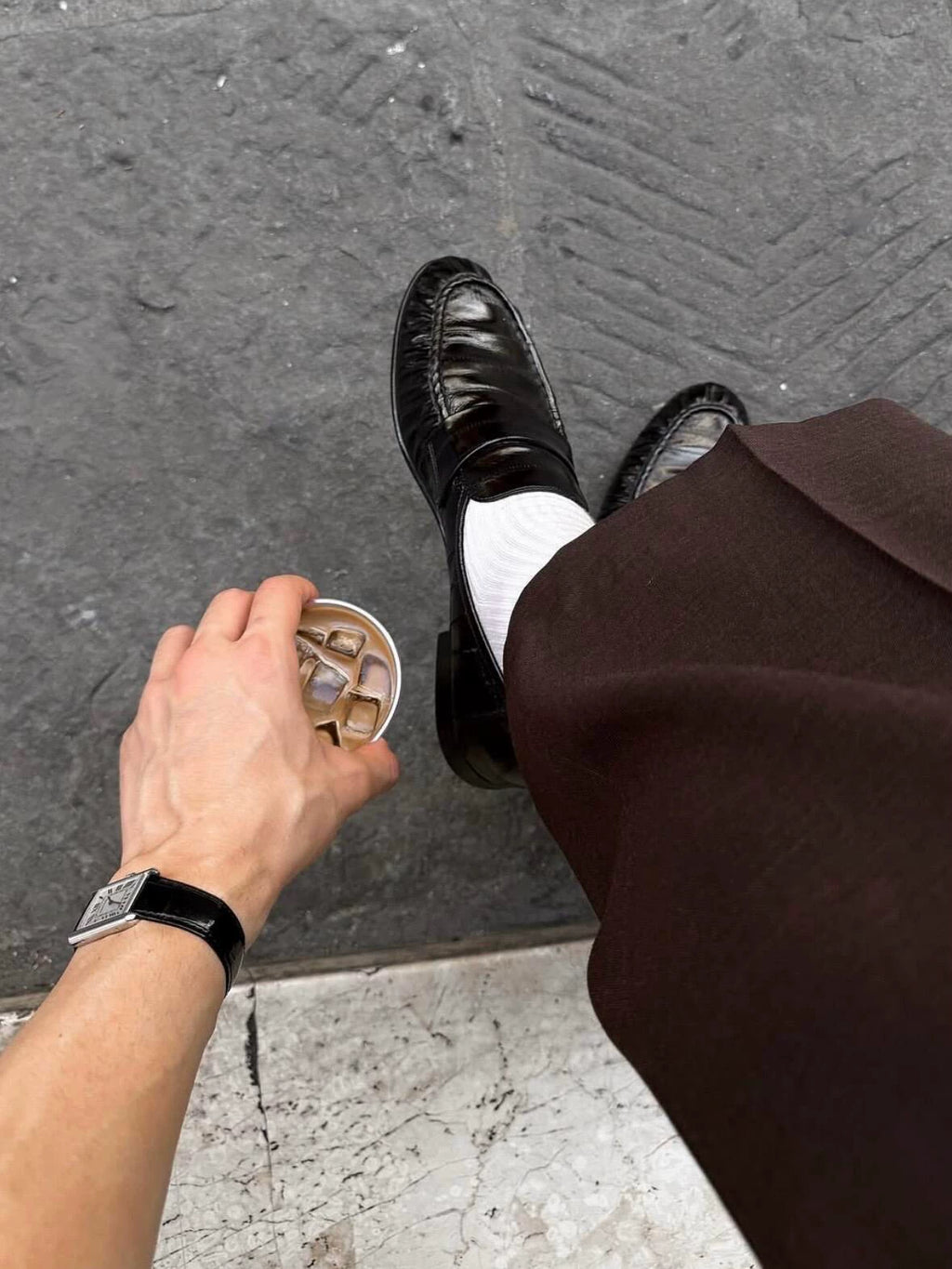 AMBSOM Pointed Eel Pattern One-pedal Leather Shoes