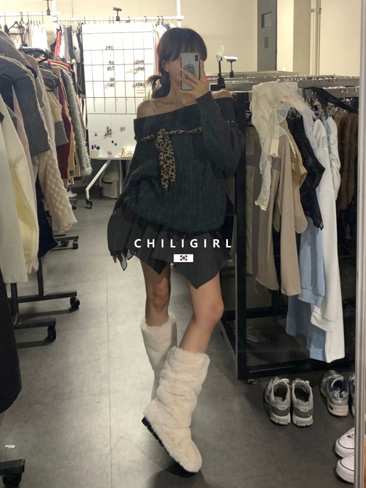 CHILIGIRL Long Fluffy Snow Boots