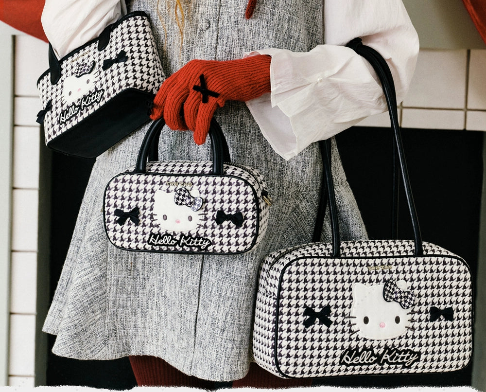TOUTOU Sanrio Hello Kitty Grid Storage Card Bag