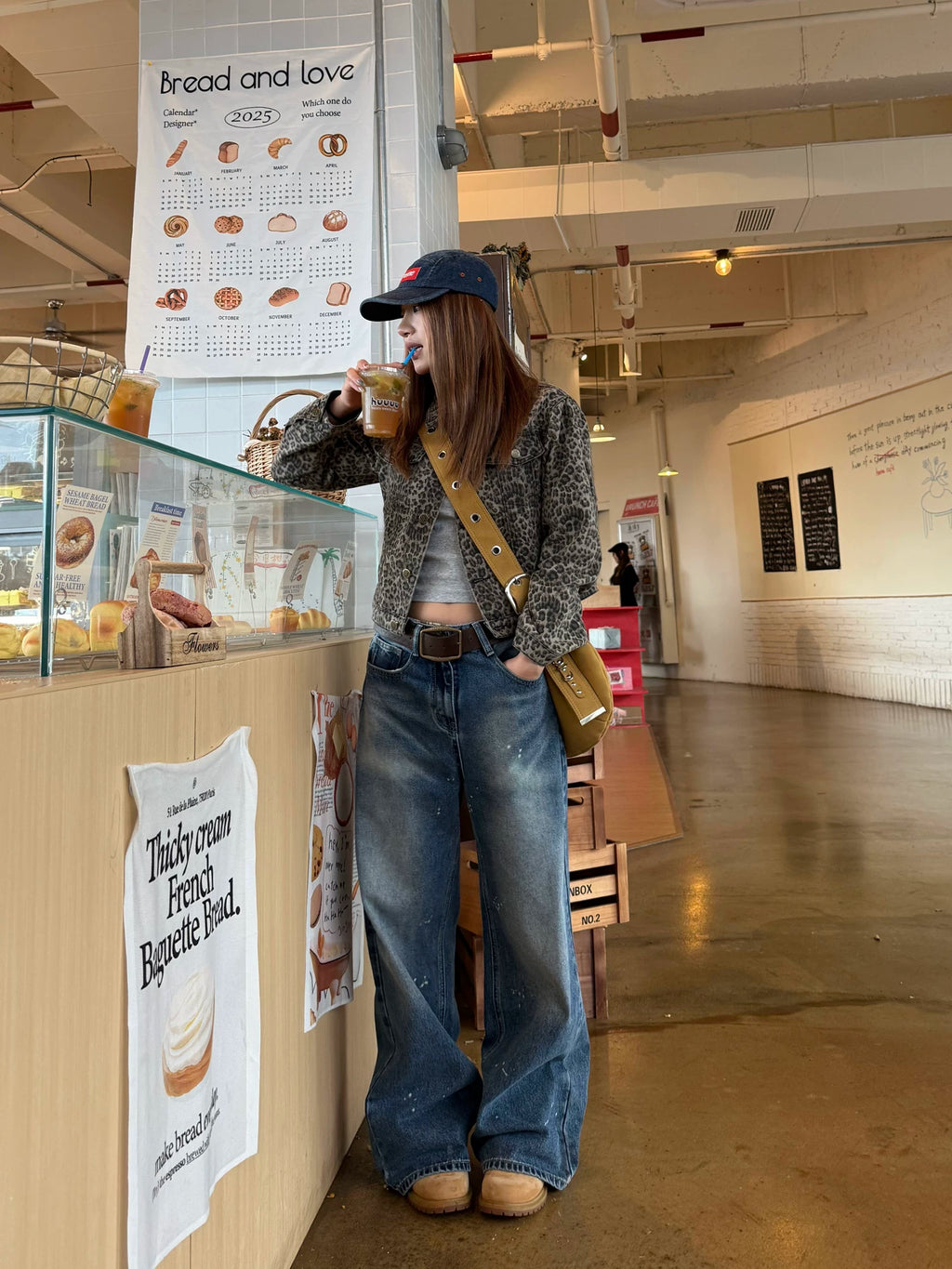 CCYE Vintage Frayed Straight Jeans