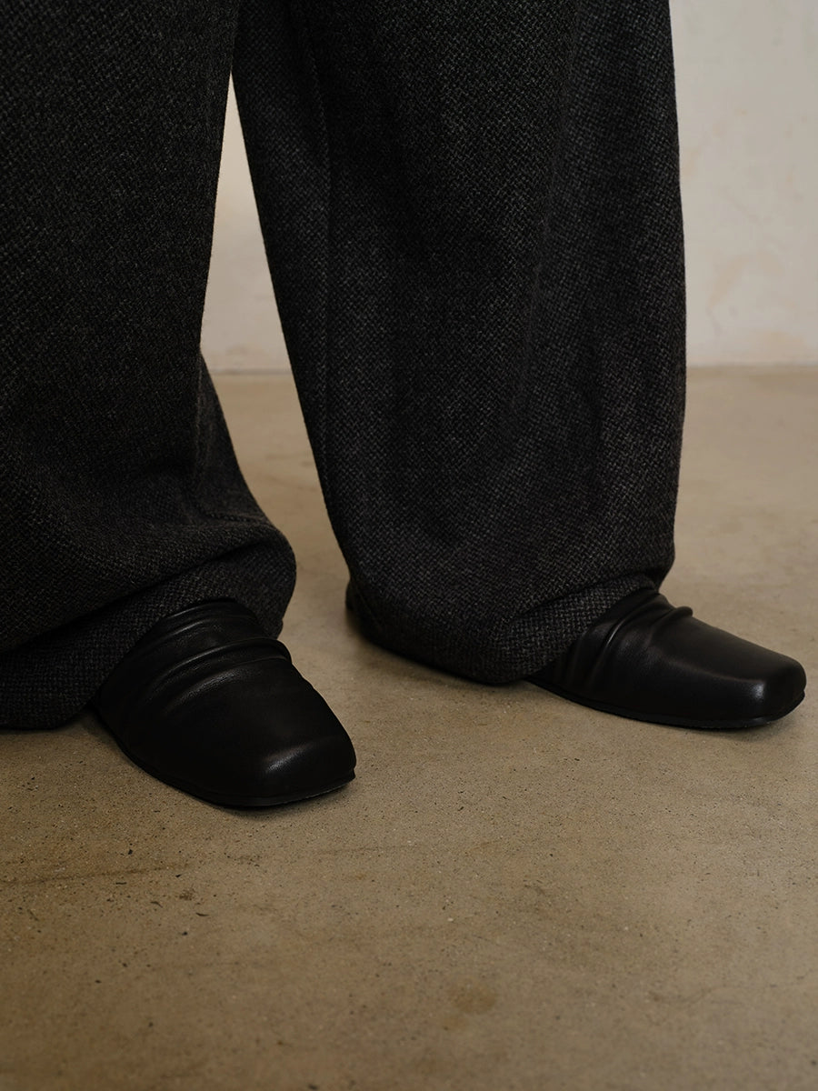 JCAESAR Pleated Leather Versatile Slippers