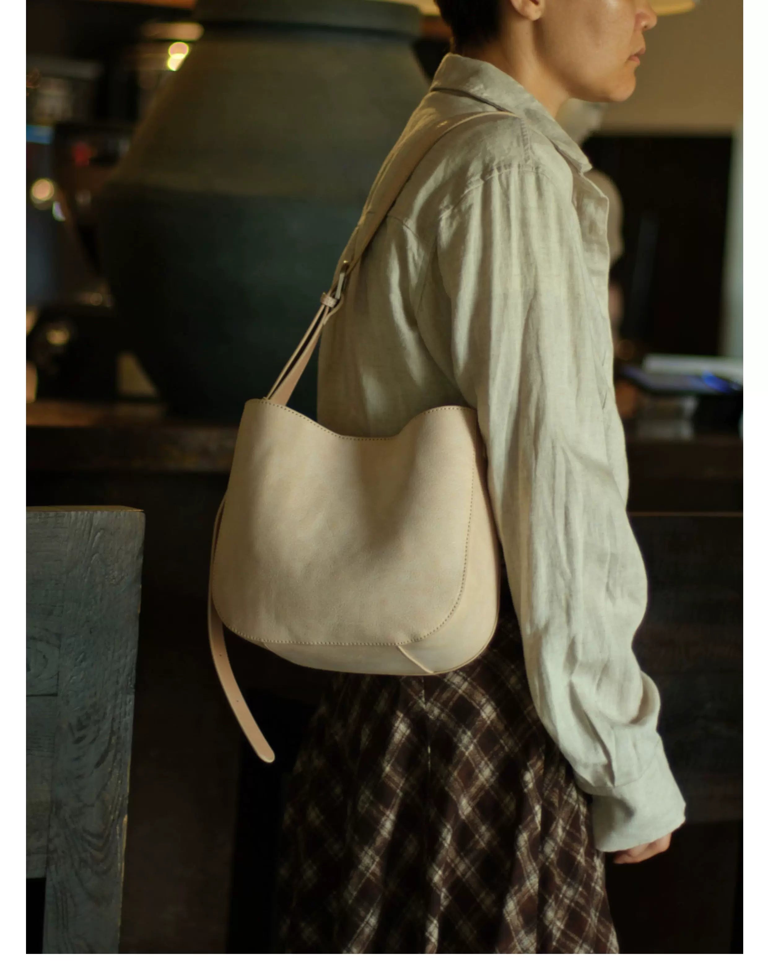 EZRO Premium Simple Leather Shoulder Crossbody Bag