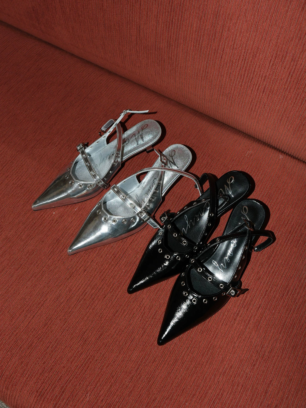 Mooreyu Pointed Belt Buckle Temperament Versatile High Heels