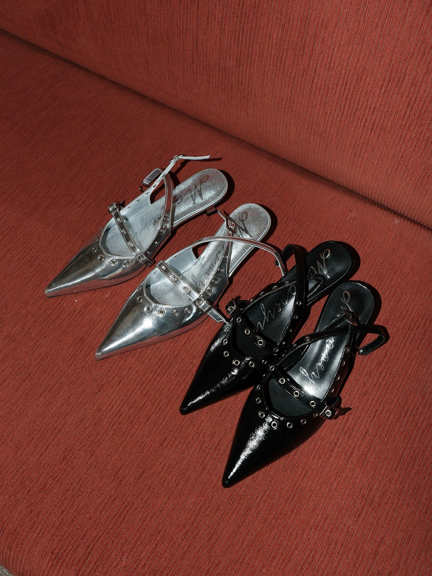 Mooreyu Pointed Belt Buckle Temperament Versatile High Heels