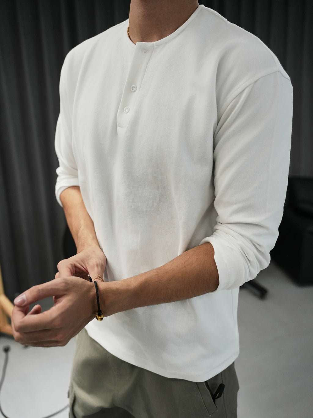 GTAL Henry Collar Is Warm with Versatile Long Sleeves