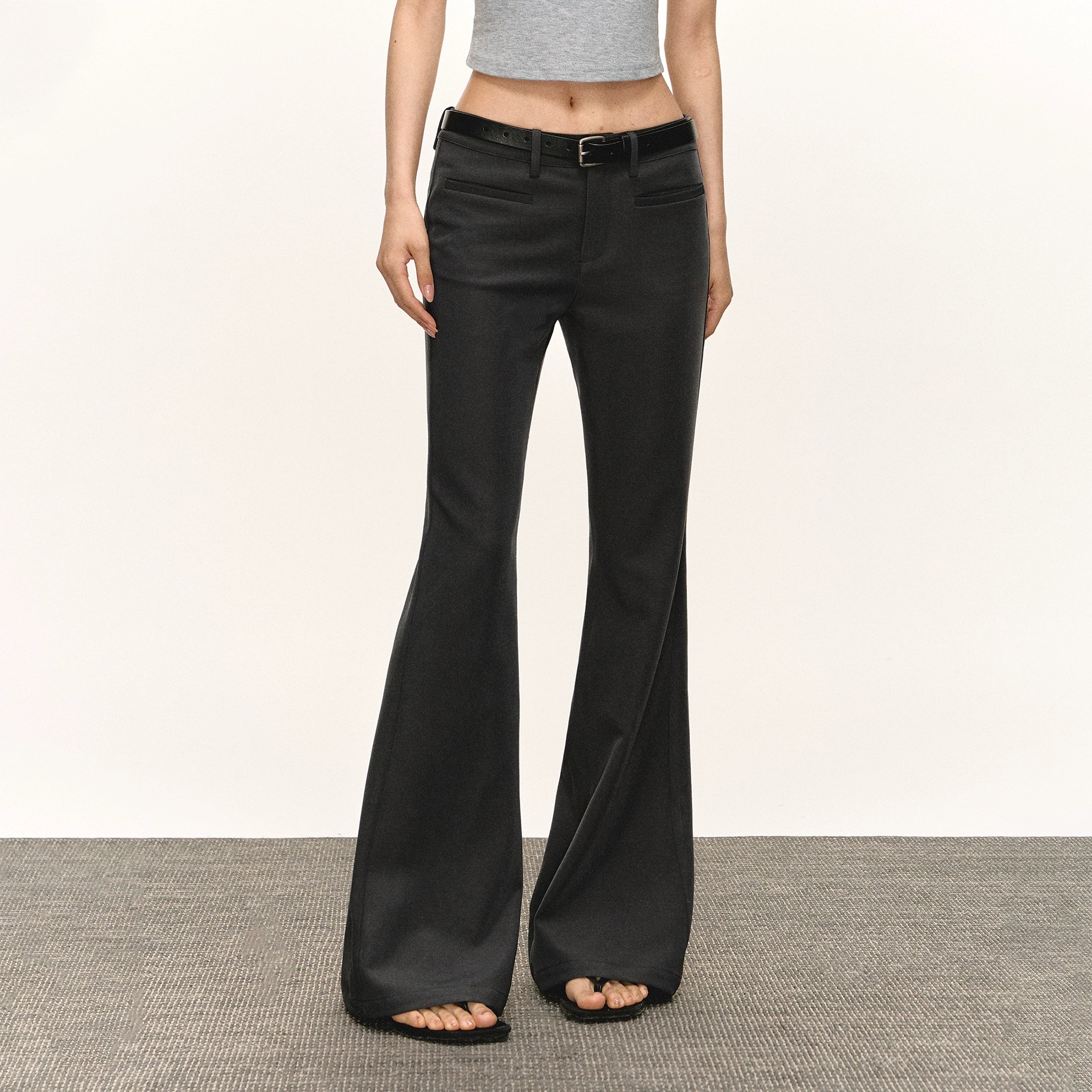 Ariseism Vintage Micro-Flared Jeans