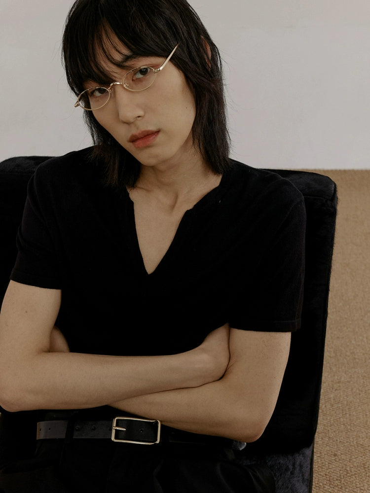 COLN Casual Slack V-neck Knitted Tee