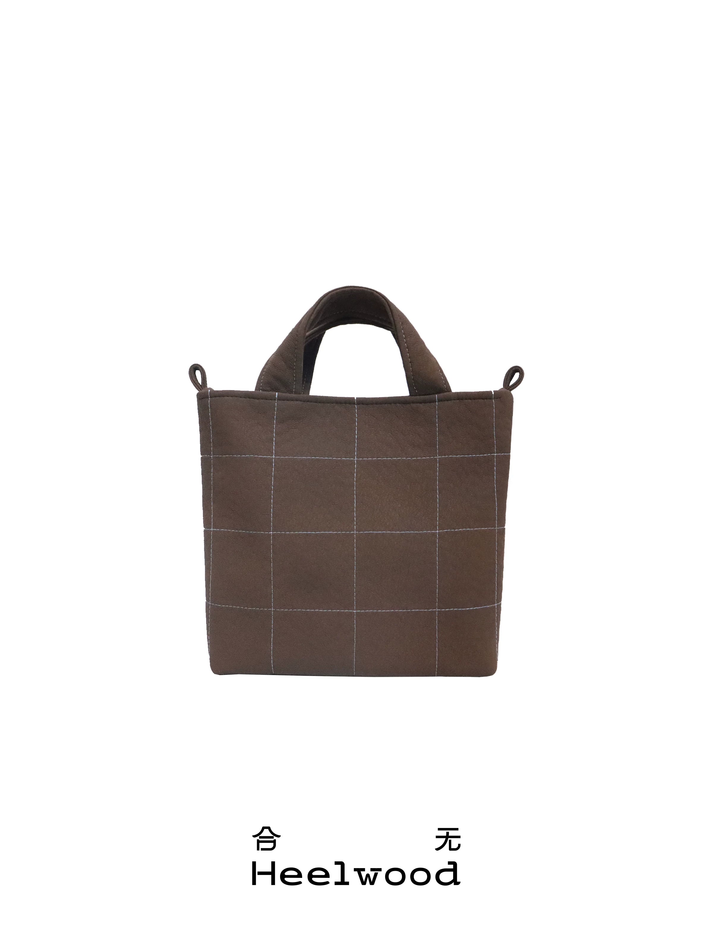 Heelwood [Raw Checked Plaid] Checked Handheld Square Bag
