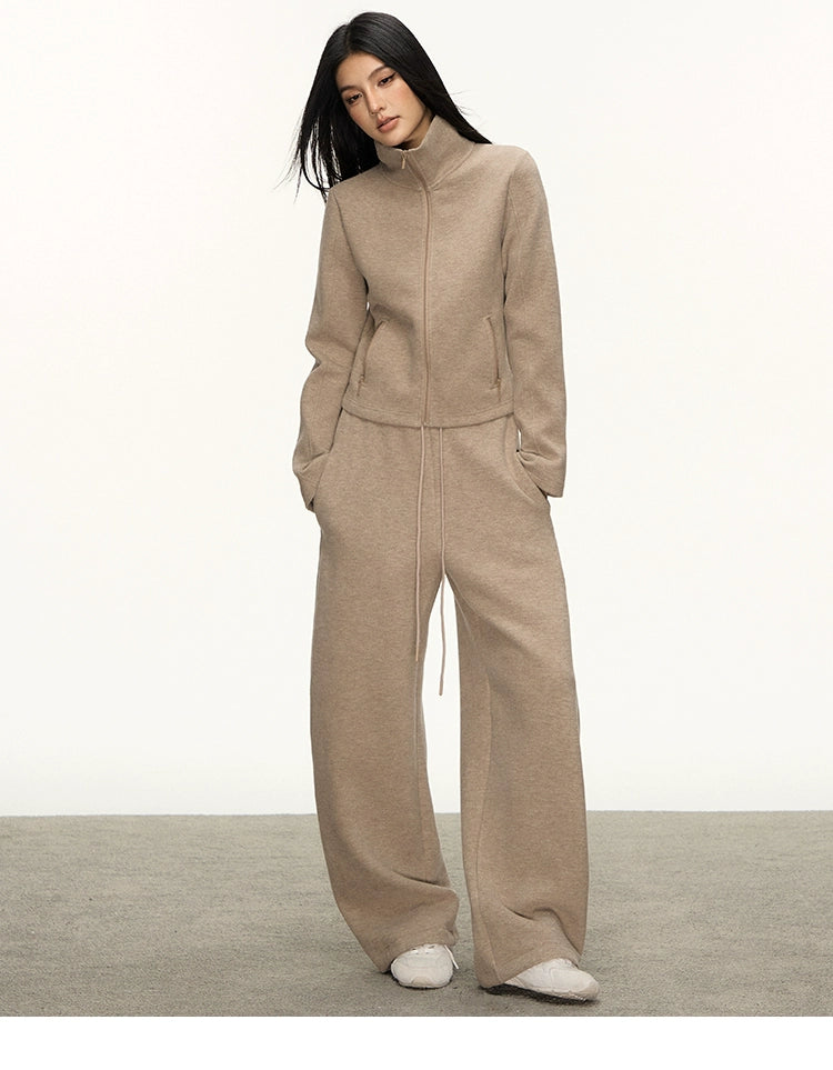 Anna Aneae Stand-up Collar Thermal Short Jacket Sweatpants Two-piece Set