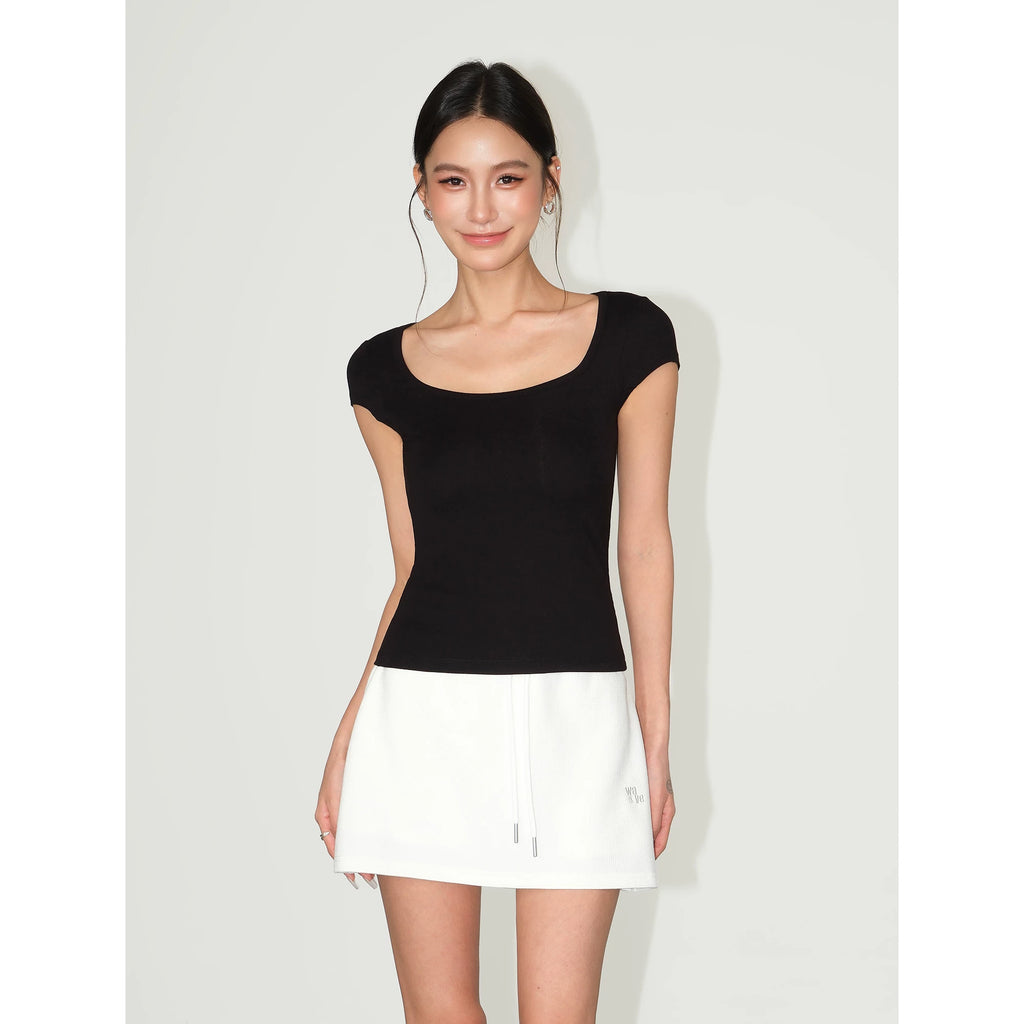 NEVA HU Simple Square Neck Straight Shoulder Thin Tee