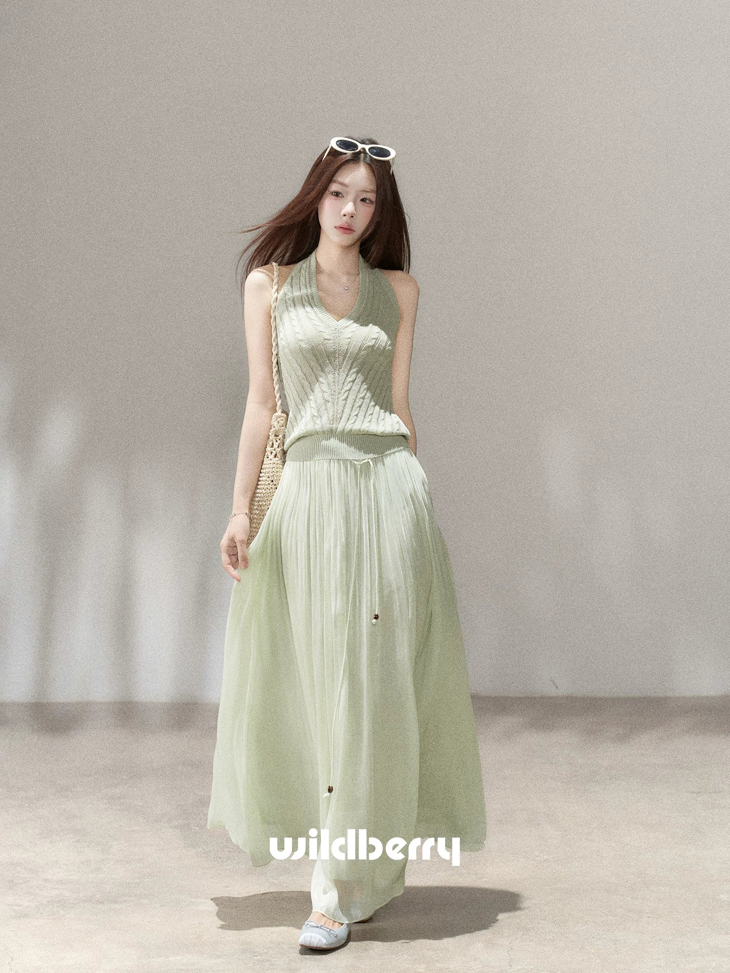 Wildberry High Waist Pleated Skirt