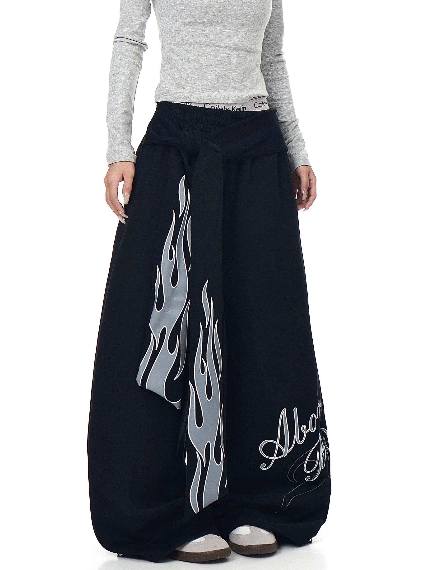 BLACKLISTS Flame Letter Print Strap Scimitar Sweatpants