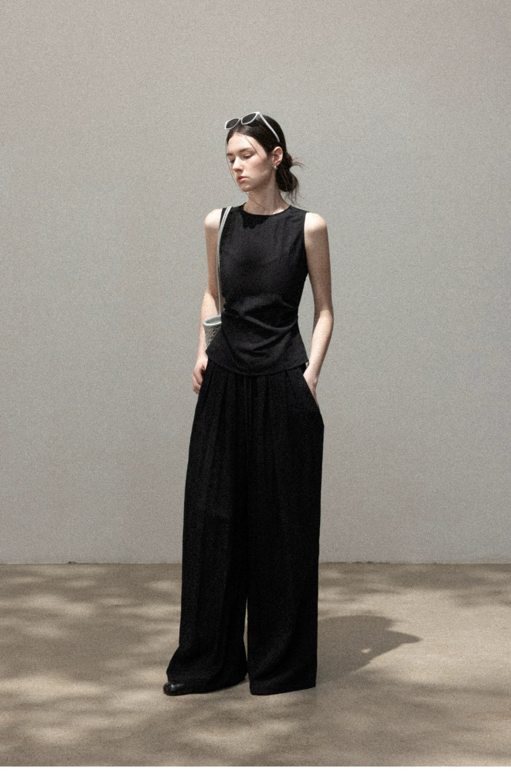 Cantonstory Crew Neck Skinny Sling Tank Top Casual Pants Set