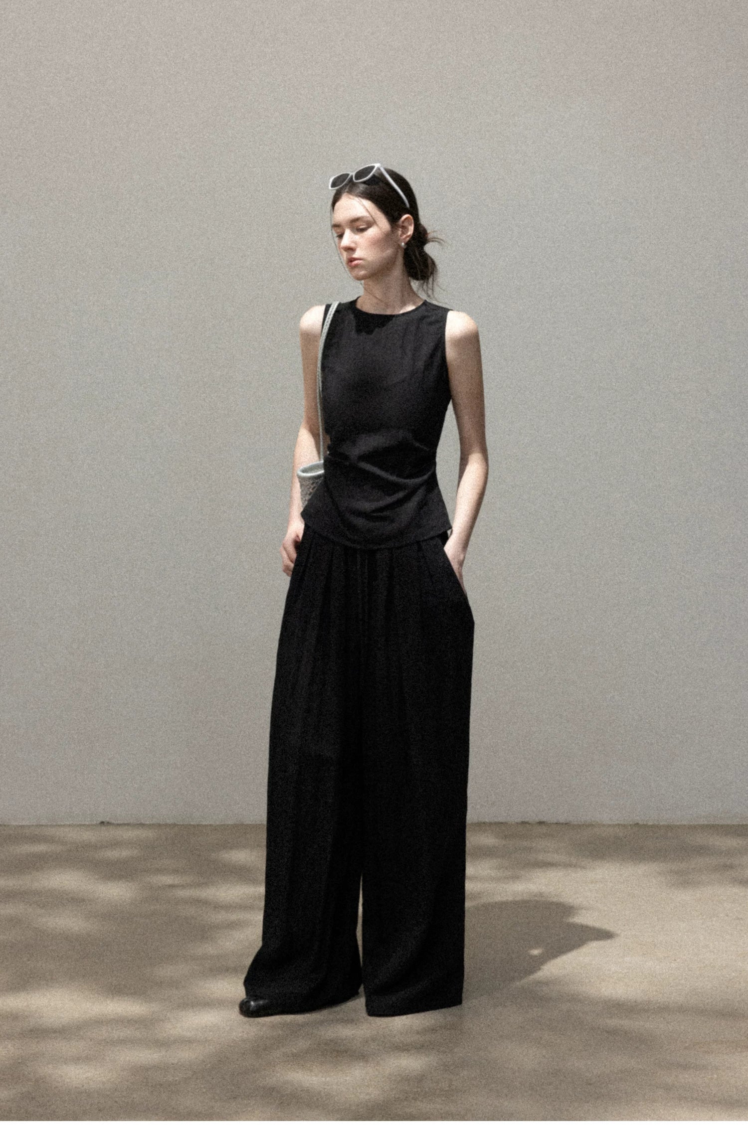 Cantonstory Crew Neck Skinny Sling Tank Top Casual Pants Set