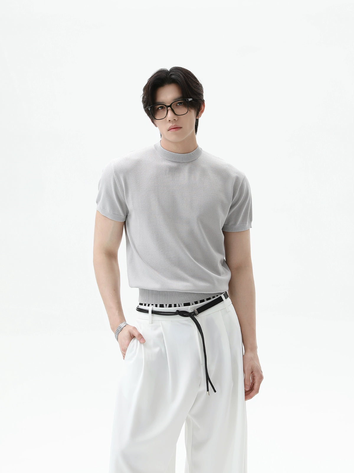 TURNTIDE Ice Silk Slim Knit Small Neckline Tee