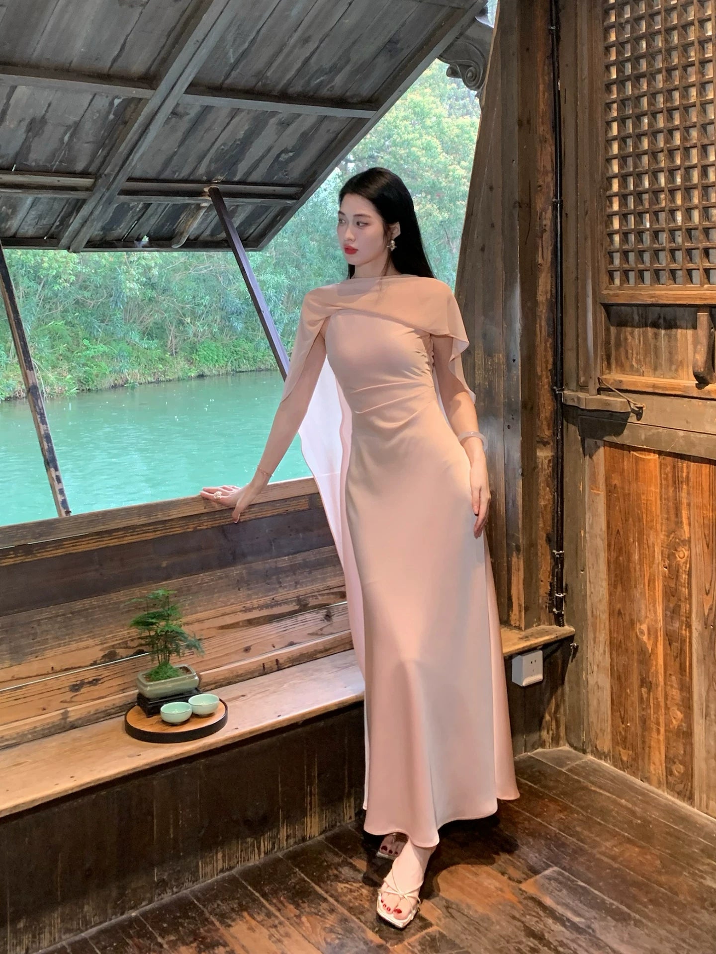 ZIHE Satin Spliced Chiffon Shawl Fishtail Dress
