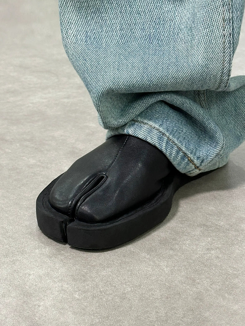 CROOKED CARD Leather Platform Split-toe Shoes