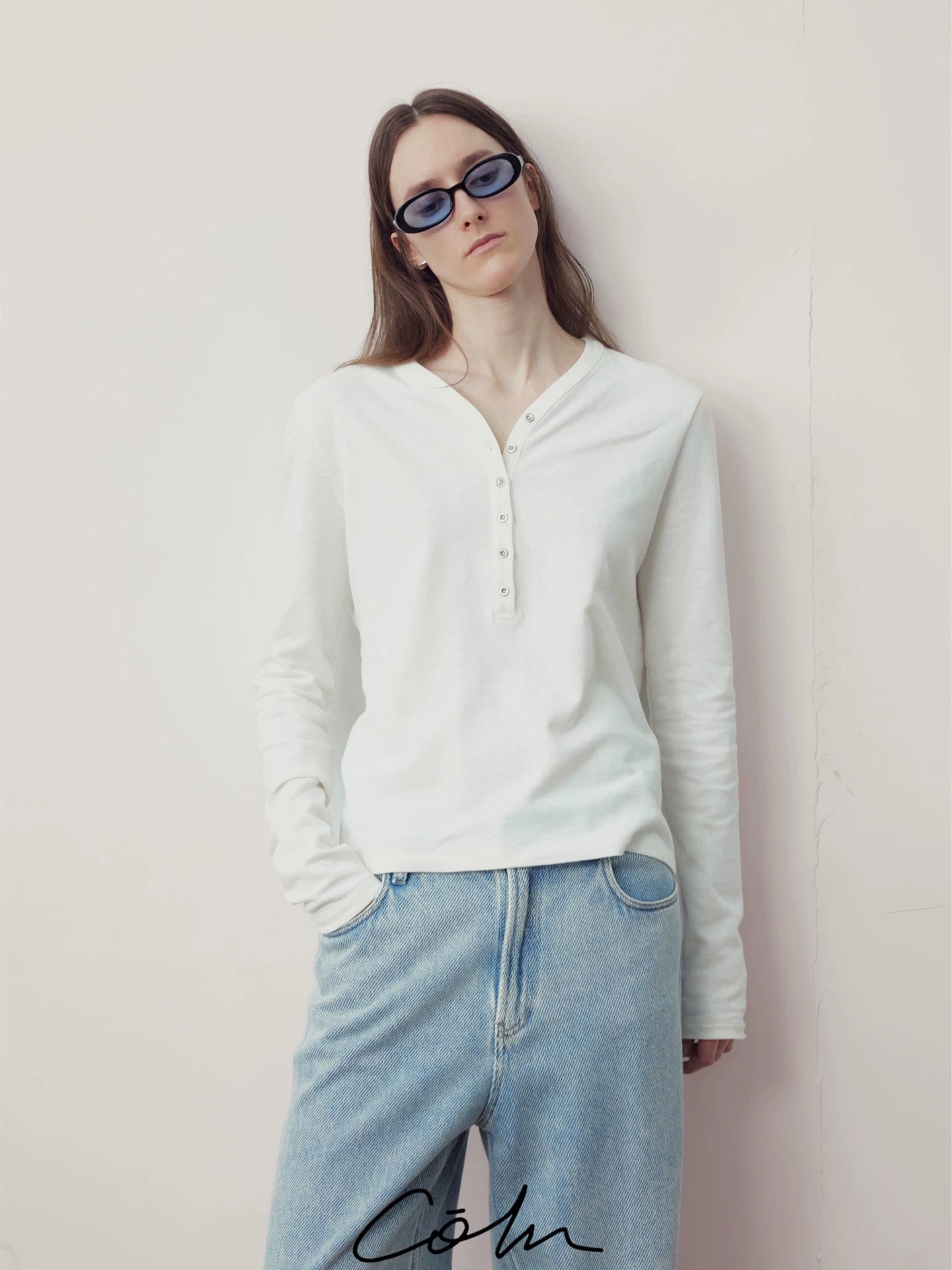 COLN V-neck Breathable Loose Casual Long Sleeves