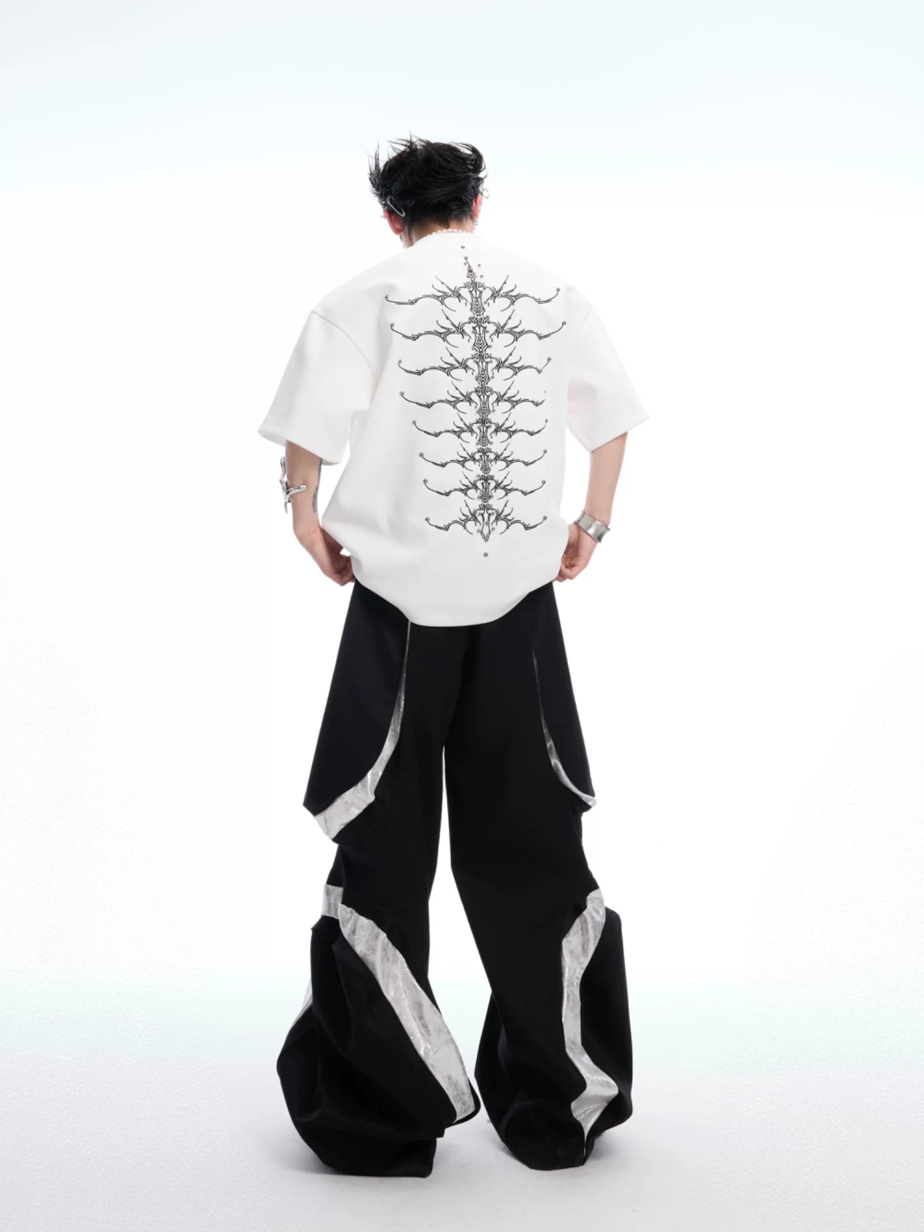 ArguECulturE Rivet Spine Embroidery Loose Tee