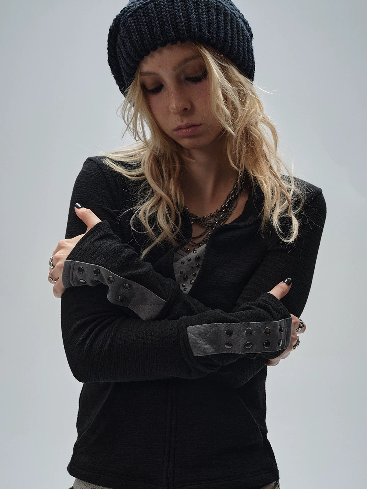 WearAndtear Stitching Rivet Neckline Slim Stand-up Collar Jacket