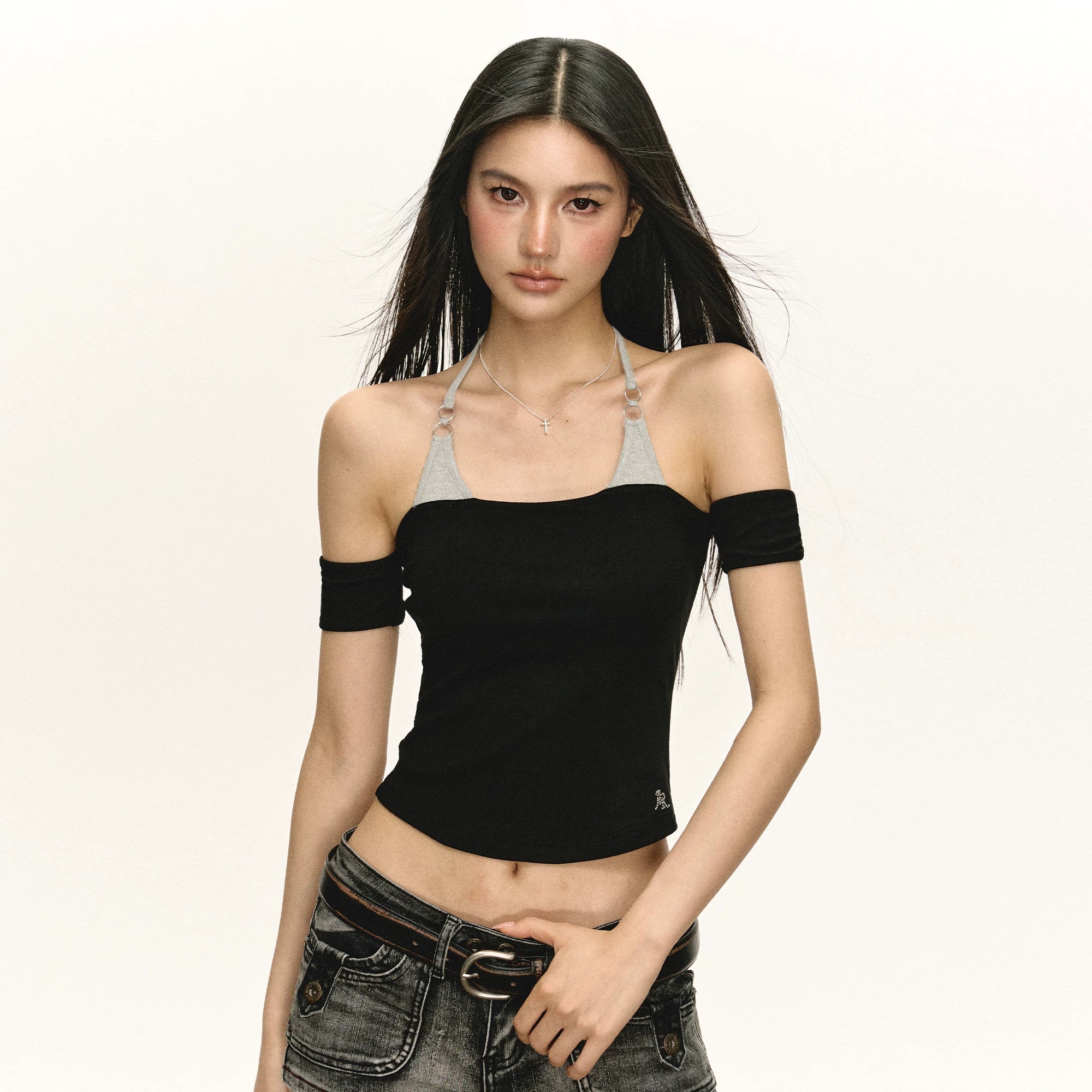 Ariseism Neck Slim Tee