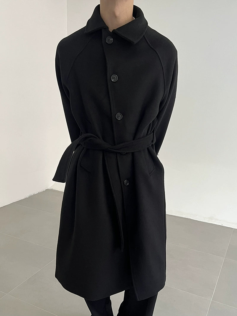 COLN Diagonal Buckle-down Coat