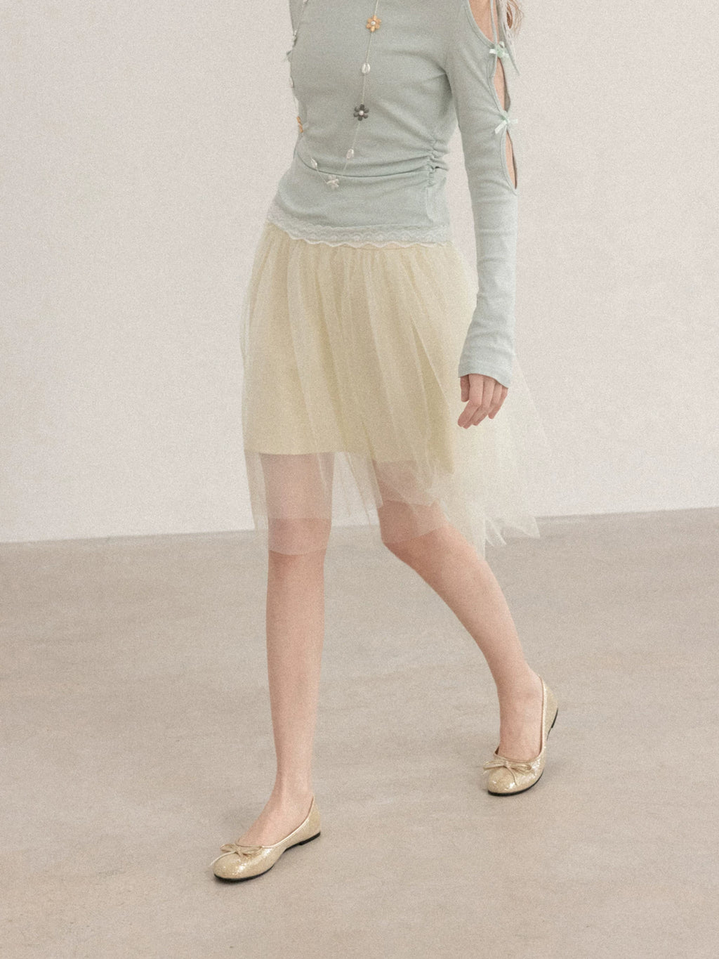 Cantonstory High Waist Thin Mesh A Word Skirt