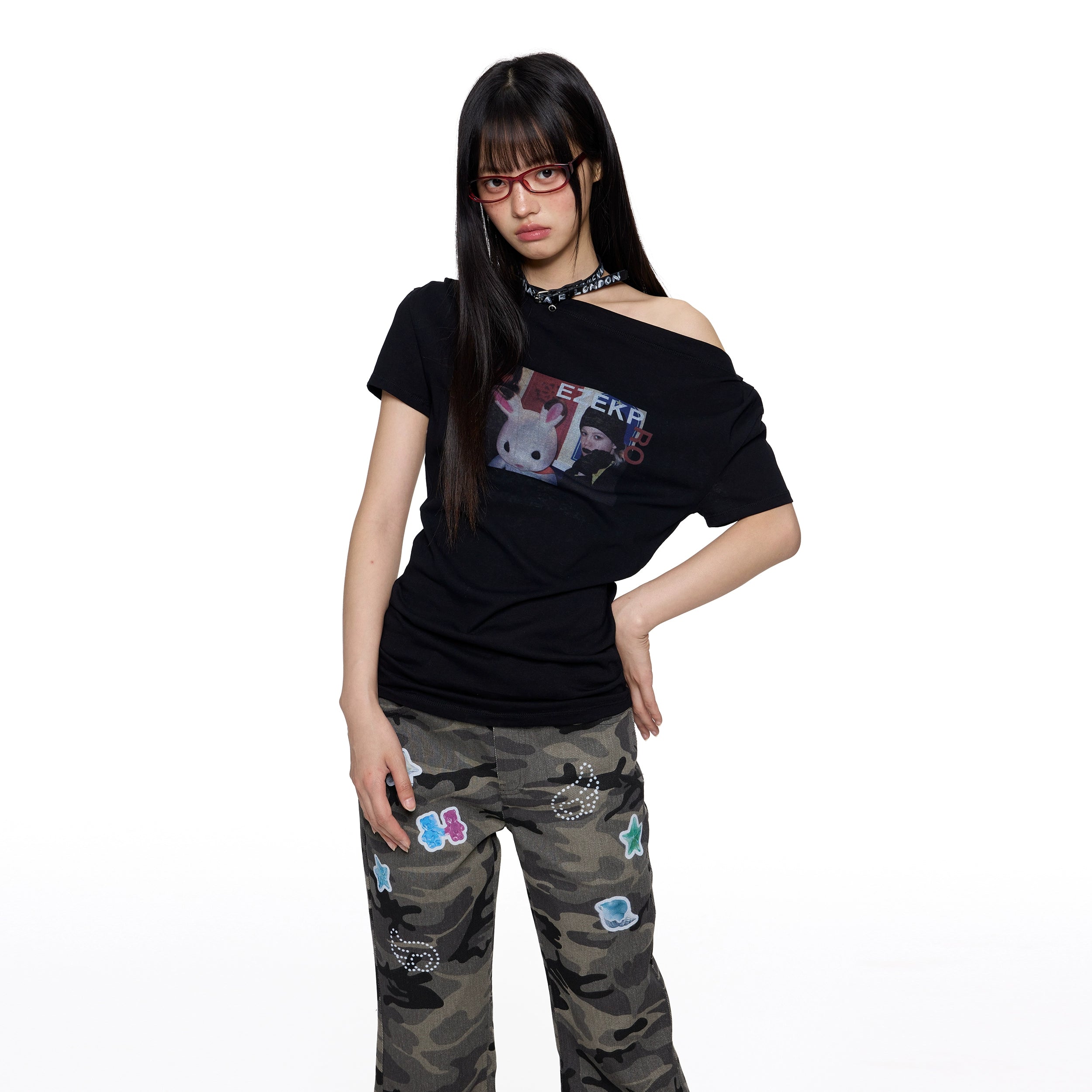 EZEK One-word Shoulder Half-sleeve Off-the-shoulder Tee