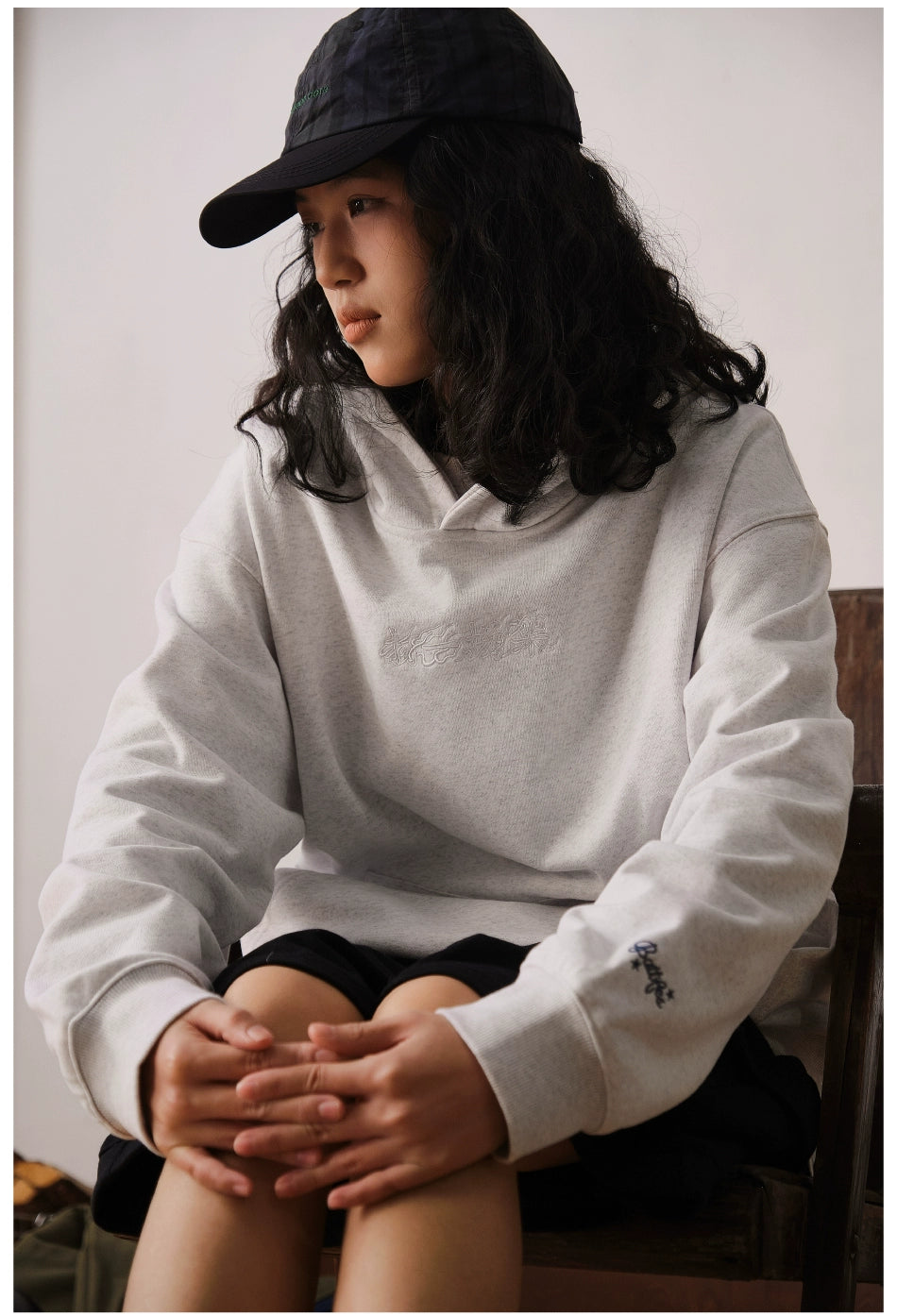 Battles Loose Casual Embroidered Hoodie