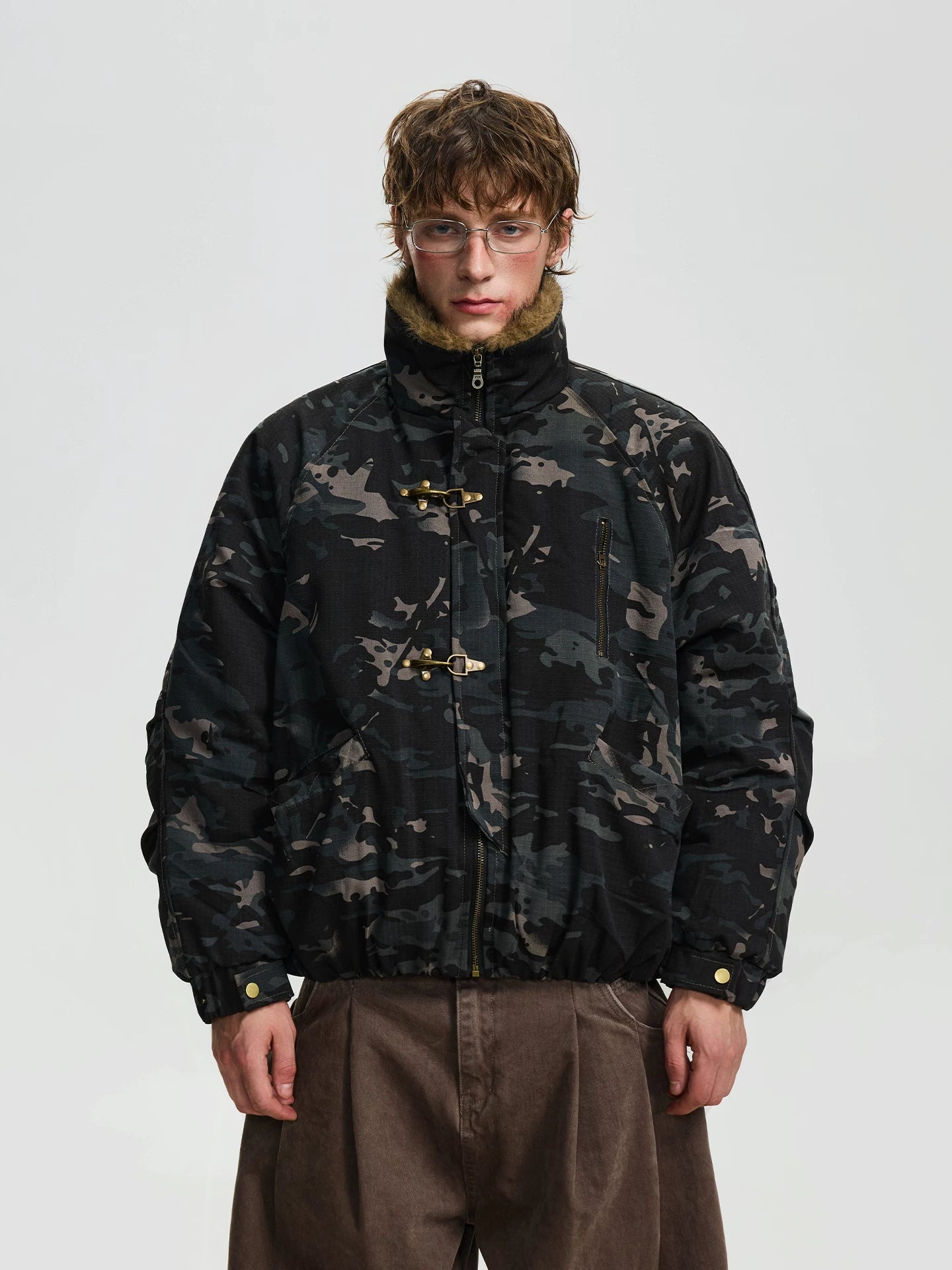 BTSG retro buckle camouflage fur collar thermal cotton jacket