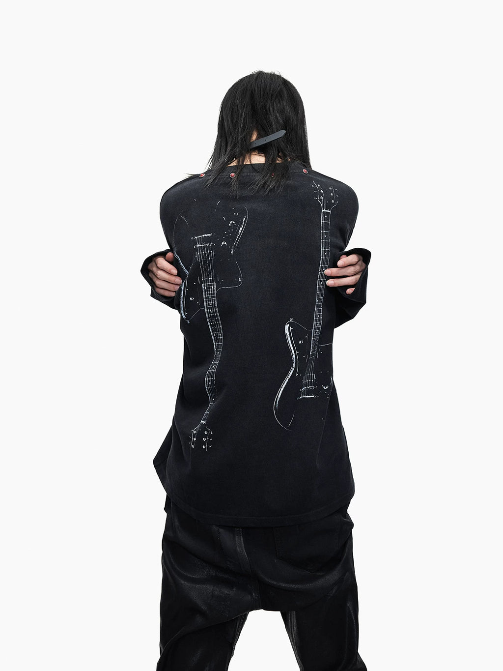 Lightinus Guitar Figure Slogan Print Riveted Long Sleeves