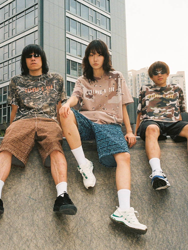 AVENUESON Desert Camouflage Classic LOGO Tee