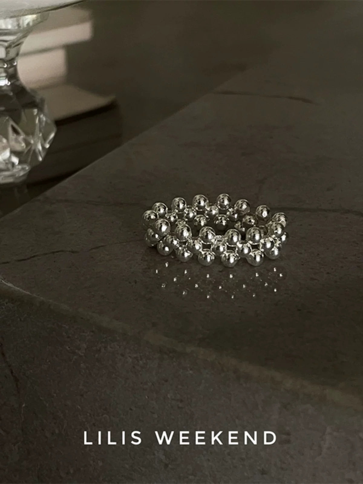 Lilis Weekend Vintage Niche Versatile Ring