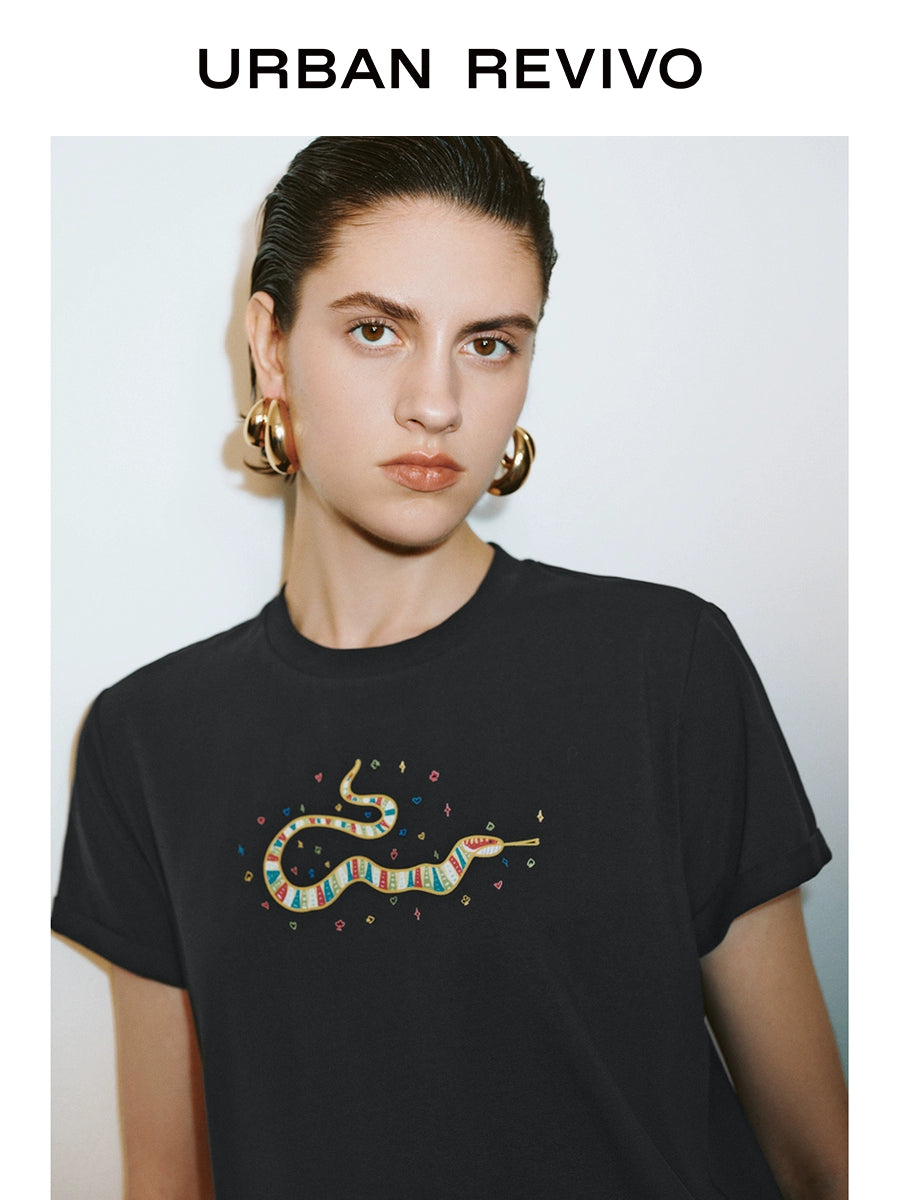 URBAN REVIVO Fun Casual Embroidery Curled Short Sleeve Tee