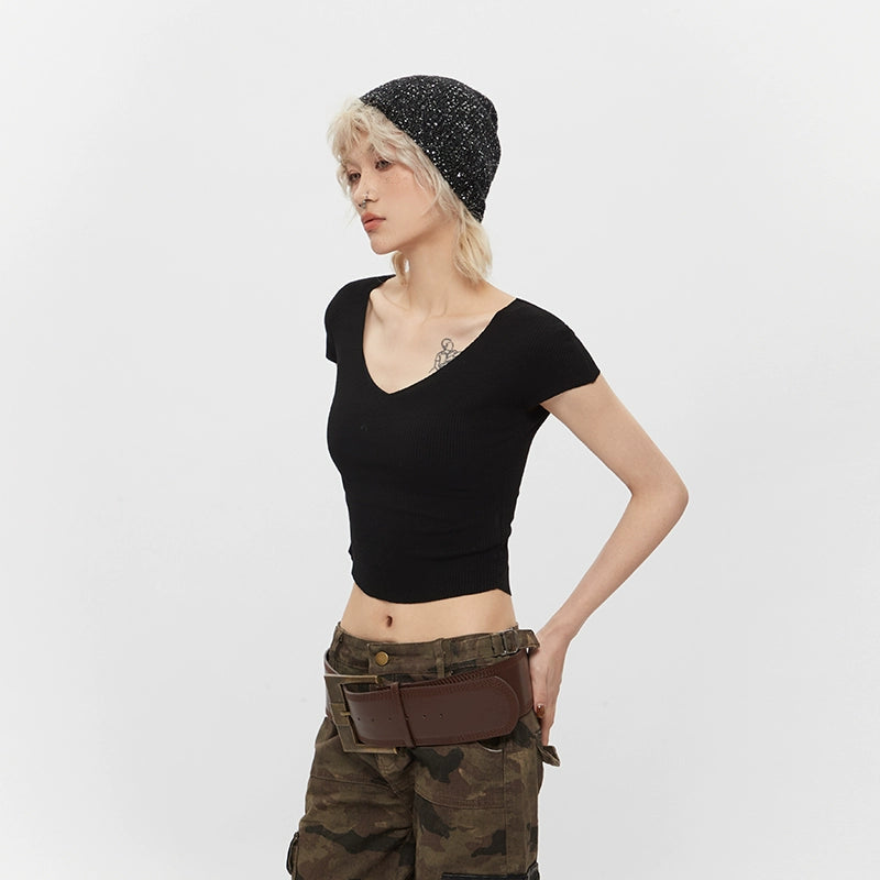 AIRHOOD V-neck Slim Tee