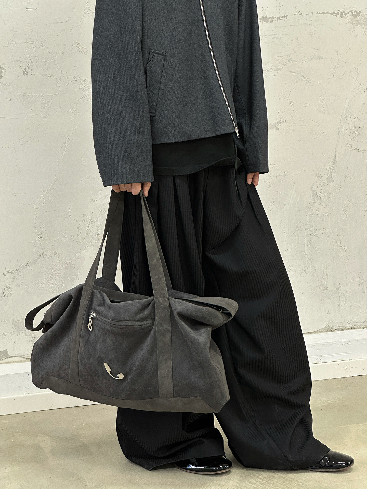RELABEL Suede Spliced Portable Shoulder Crossbody Backpack