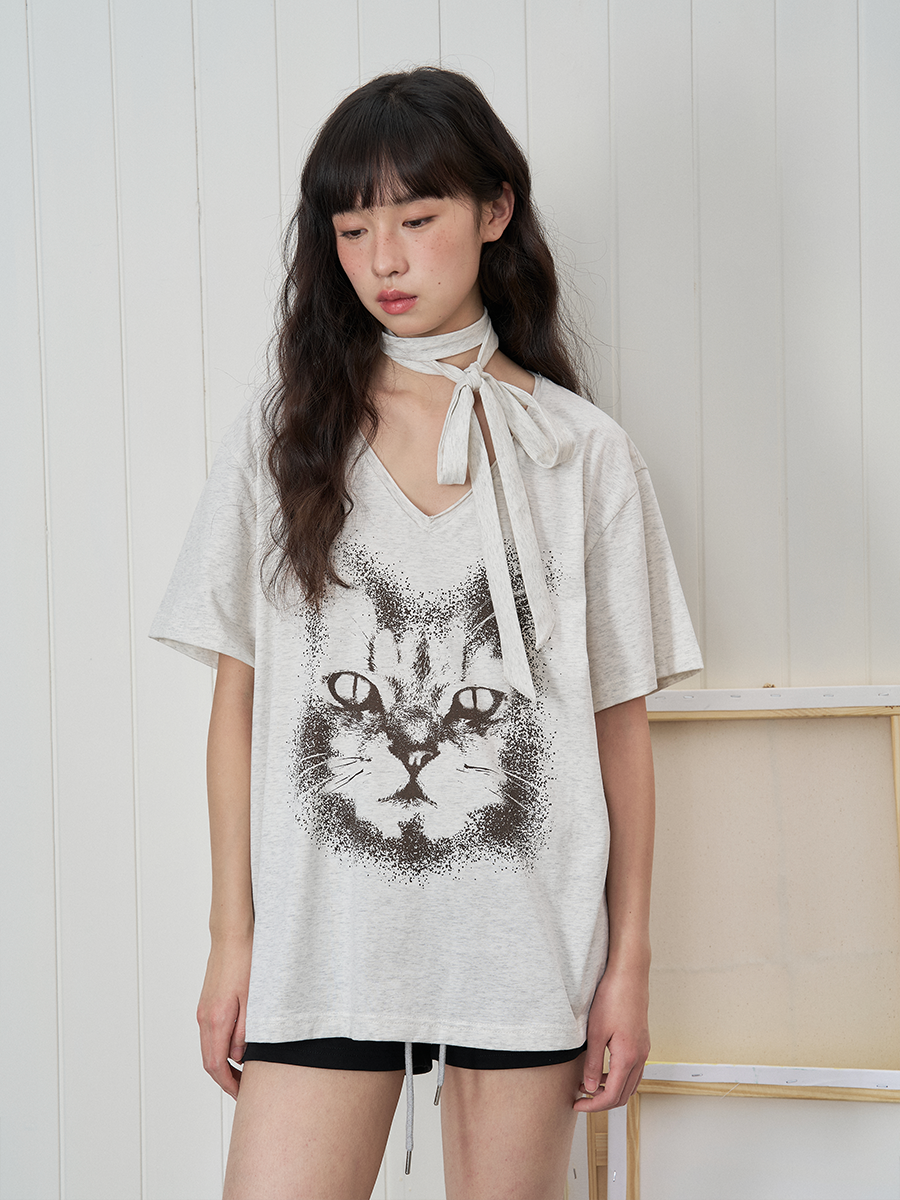 UnderStress Ink Cat Face Print Lazy Wind V Neck Tee