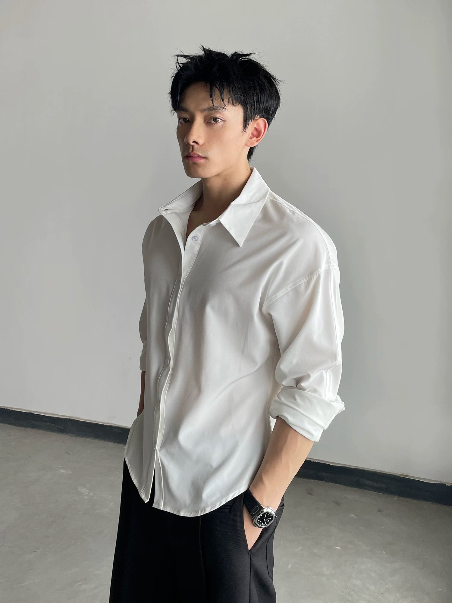 DAY NY Slim-fit Waist Shirt