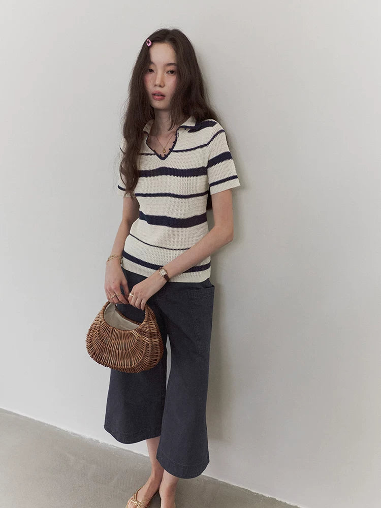 VOOE V-neck Contrasting Striped Knitted Front Shoulder Tee