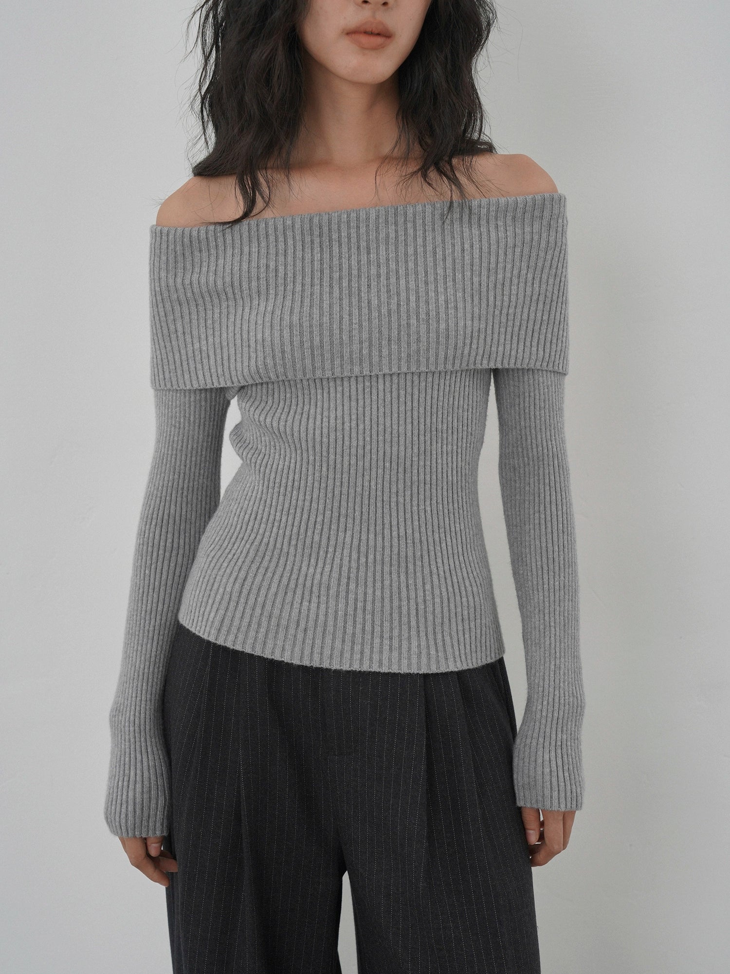 EIGHTHMONTH One-word Shoulder Slim-fit Knitted Sweater