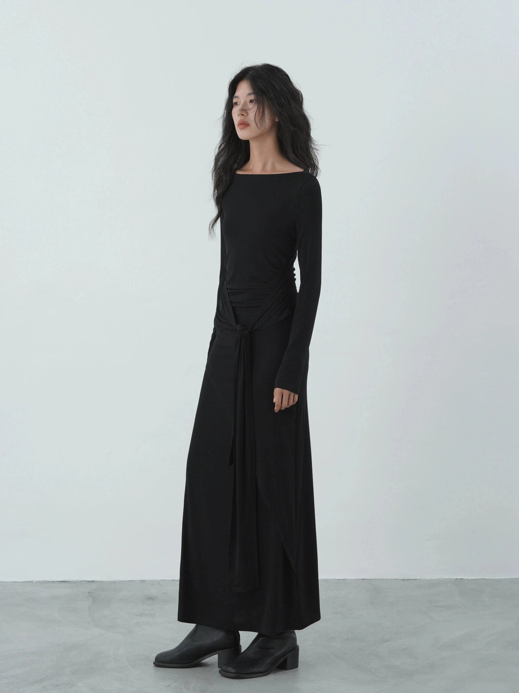 EIGHTHMONTH High-end Strap Waist Temperament Dress