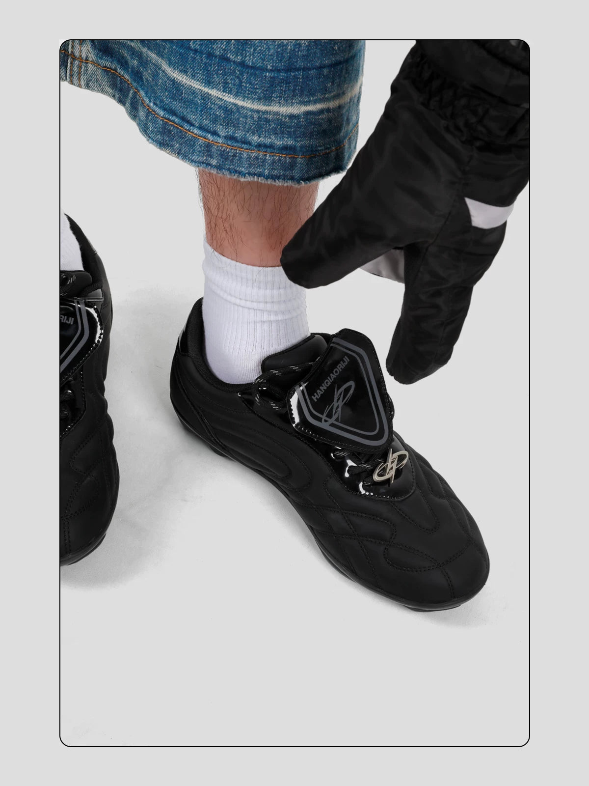 HANQIAORJI Commuter Casual Football Shoes