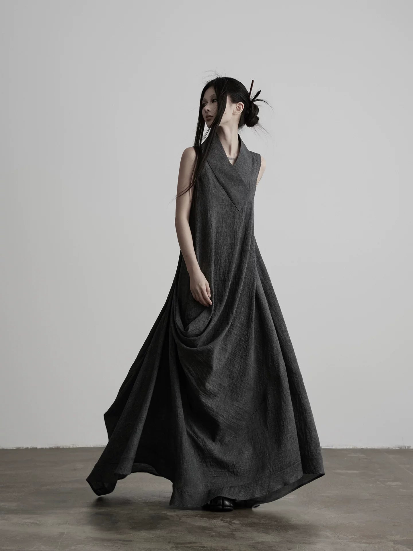 INDULGE Vintage Sleeveless Long Dress