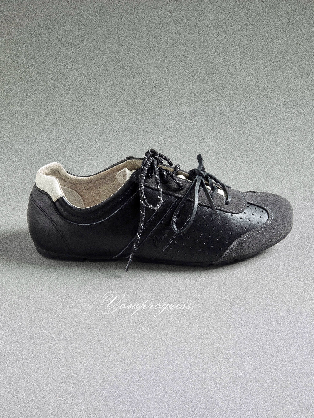 VOWPROGRESS Anti-velvet Calfskin Retro Sneakers