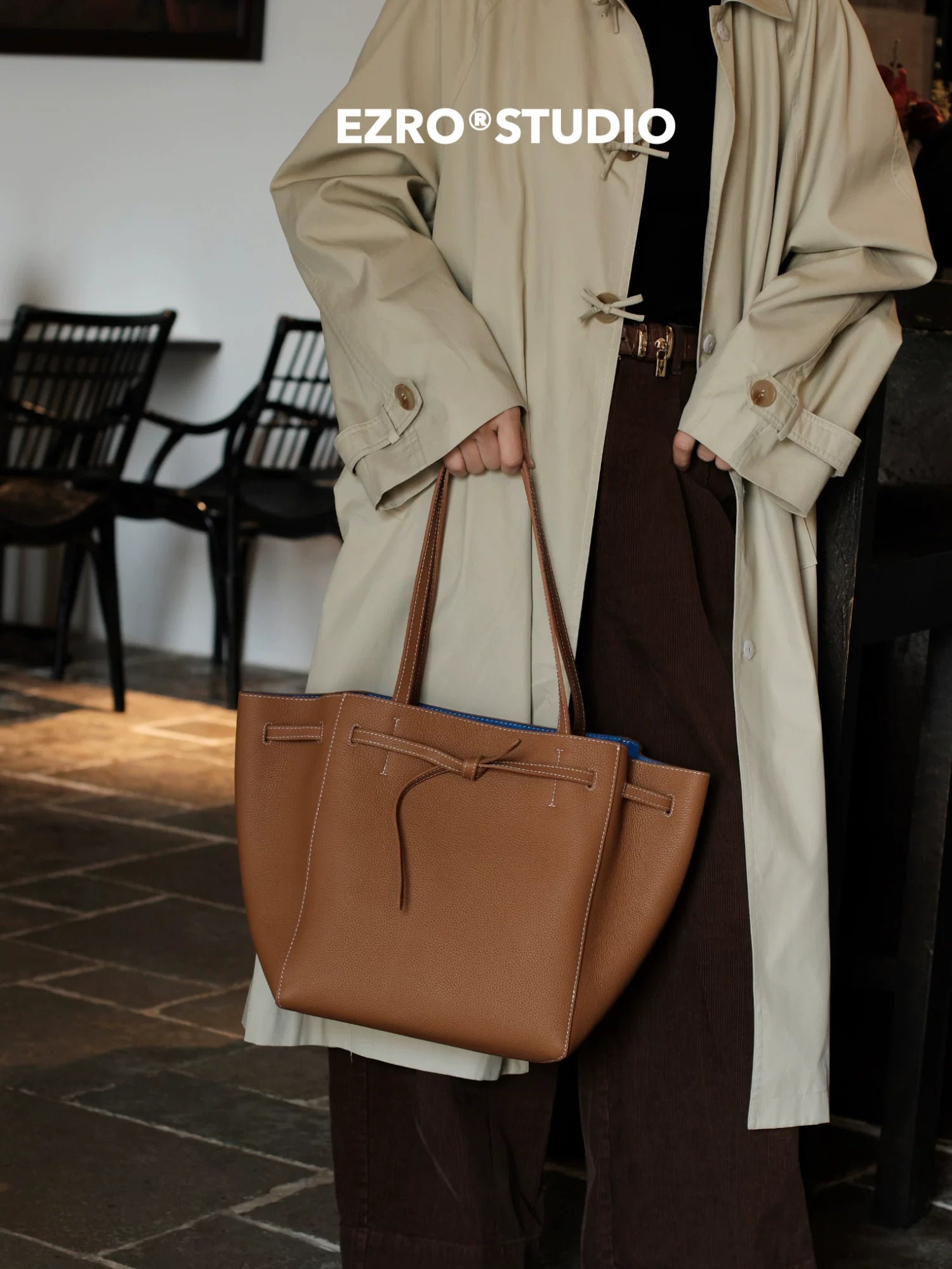 EZRO Premium Simple Large Capacity Leather Versatile Tote Bag