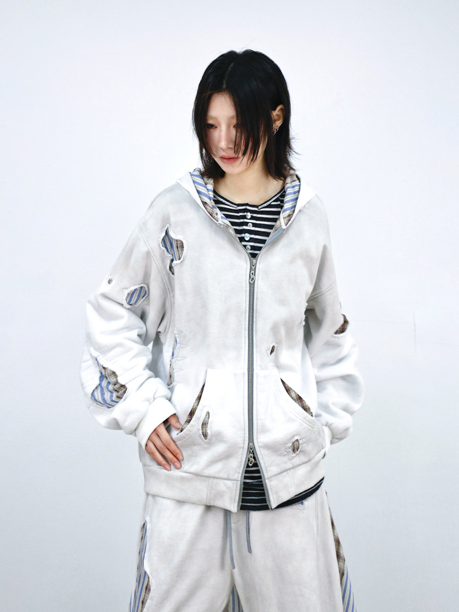 RELABEL Striped Checkered Loose Zip Sweater