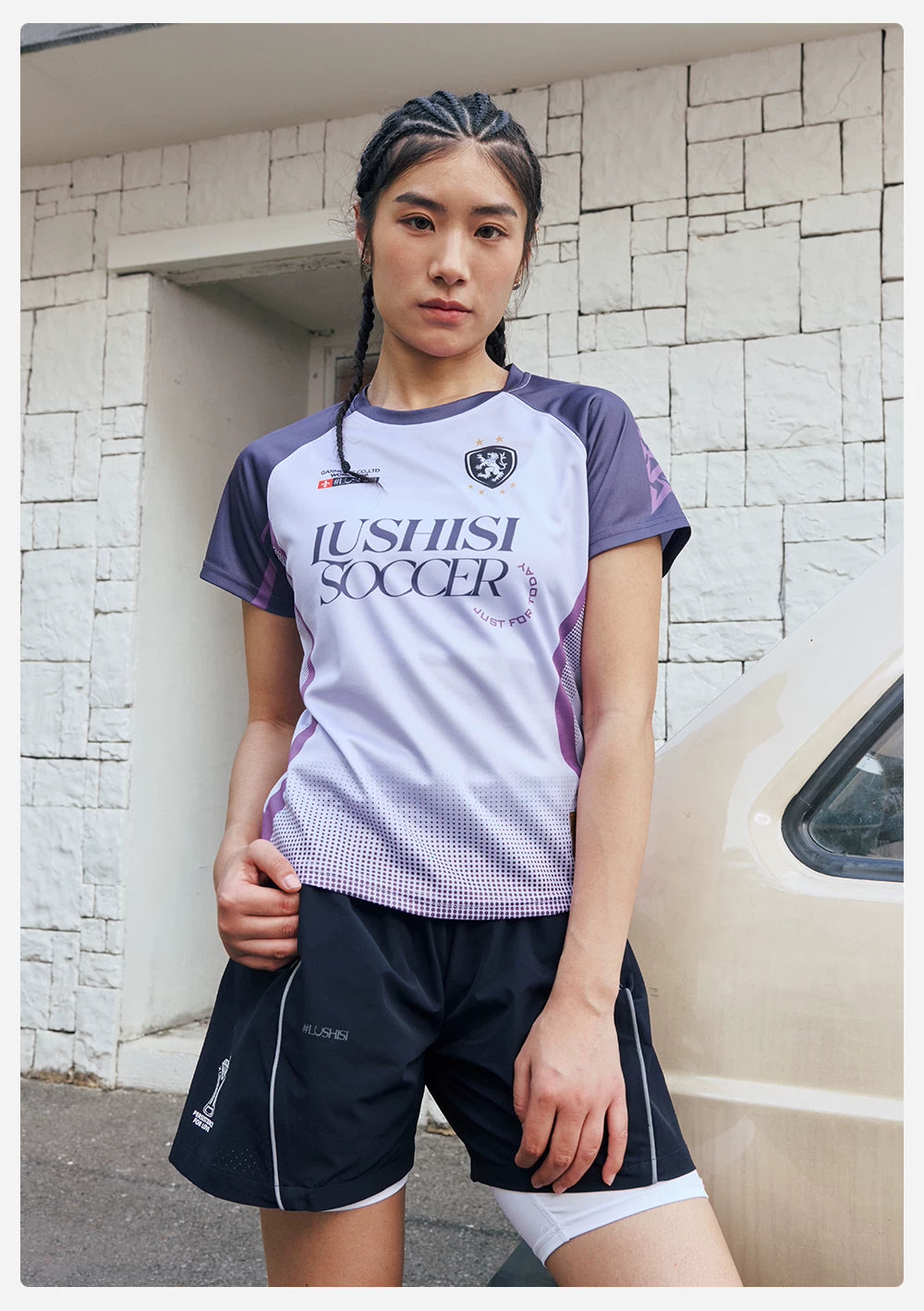 LUSHISI Moisture Wicking Exercise Tee