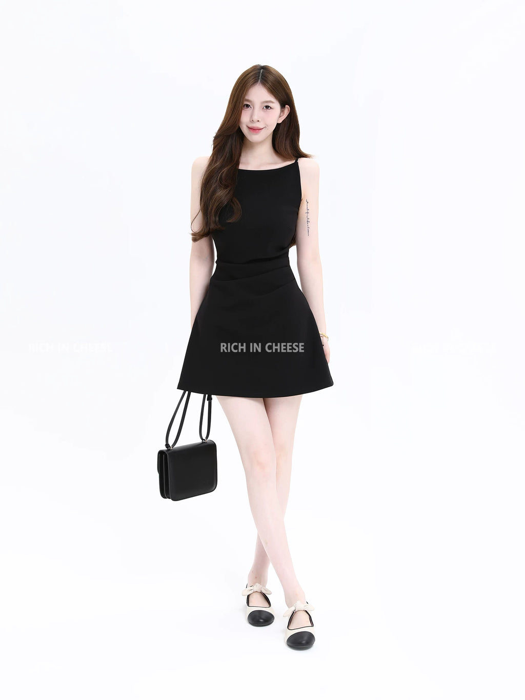 RICH IN CHEESE Temperament Pleated Slim-fit Knitted Dress