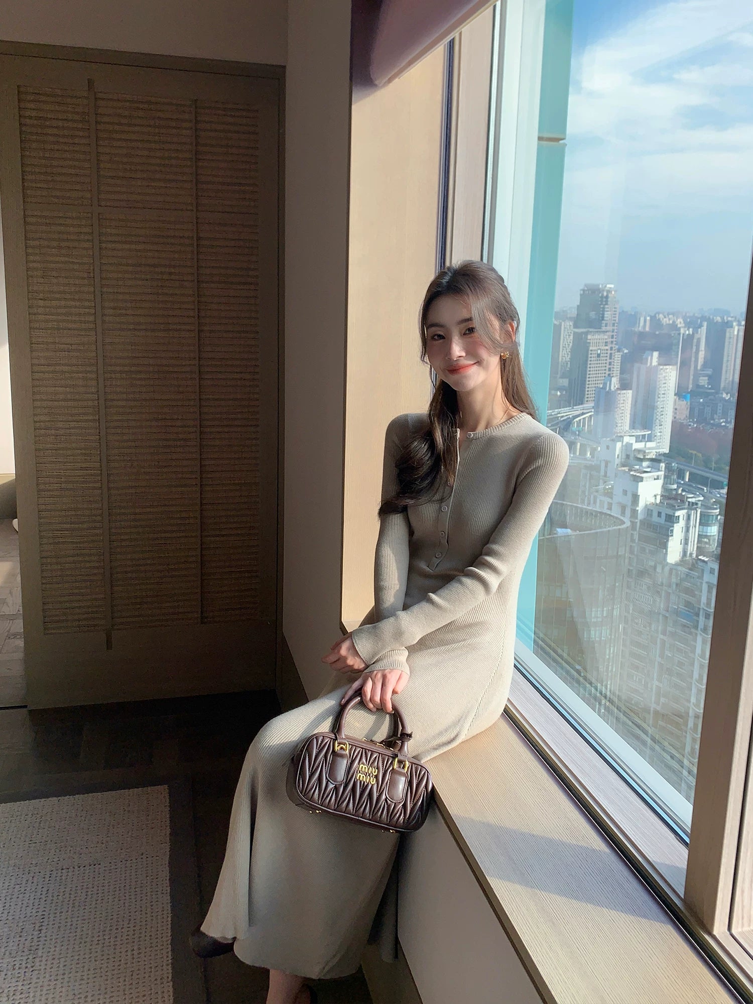 Pusumede Simple Henry Neck Long Sleeve Dress